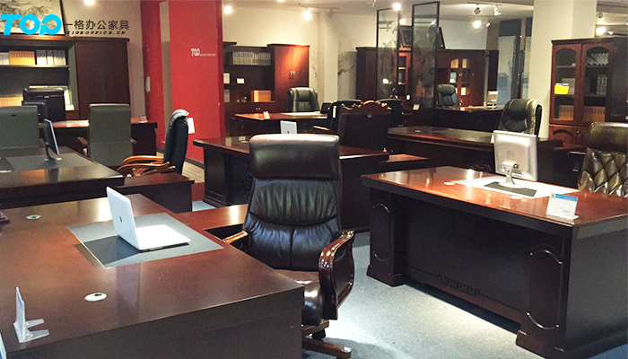 一格展廳大班臺(tái) 一格展廳大班臺(tái)