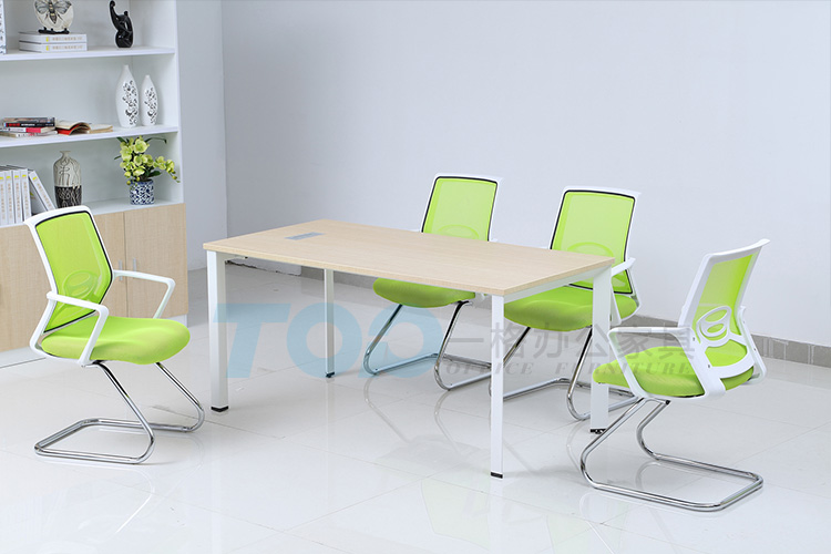 會(huì)議桌,屏風(fēng)辦公桌 <a href='/hyzxl.htm' class='keys' title='點(diǎn)擊查看關(guān)于會(huì)議桌的相關(guān)信息' target='_blank'>會(huì)議桌</a>,屏風(fēng)辦公桌