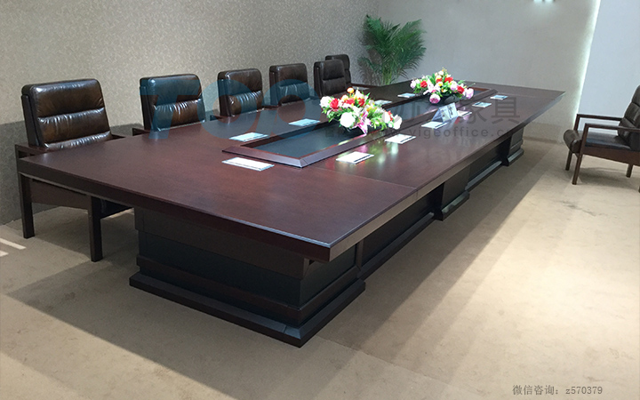 實(shí)木會(huì)議桌.JPG 實(shí)木會(huì)議桌.JPG