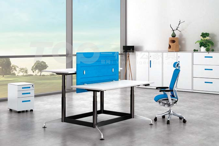 x邁升降倫對(duì)向兩人為卡做.jpg x邁升降倫對(duì)向兩人為卡做.jpg