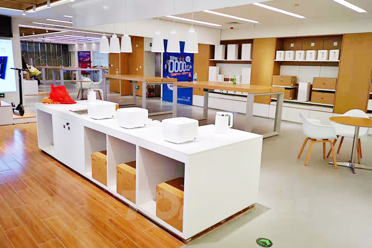 產(chǎn)品展示臺(tái).jpg 產(chǎn)品展示臺(tái).jpg