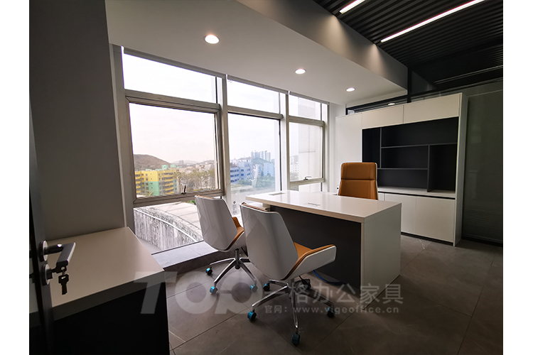 主管辦公室.jpg 主管辦公室.jpg